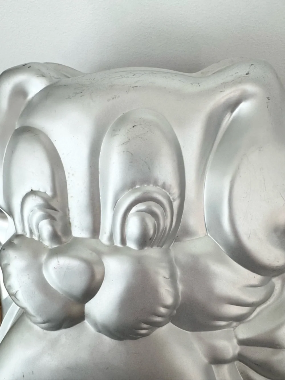 Vintage 1978 Wilton Silver Puppy Cake Mold